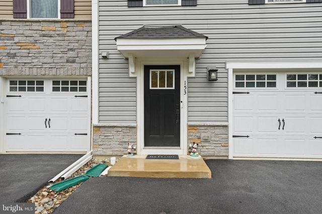 153 GLORY MAPLE LN, Downingtown, PA 19335
