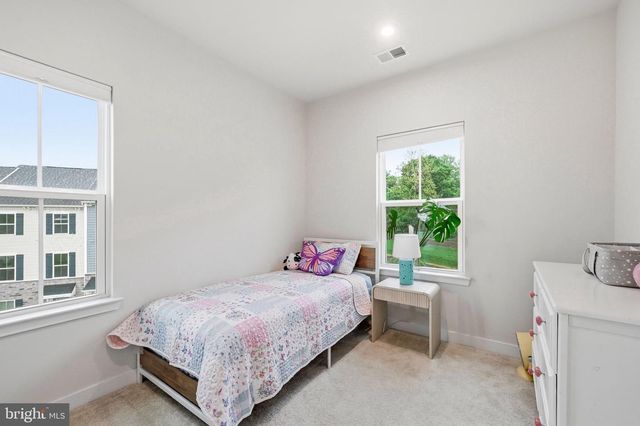 153 GLORY MAPLE LN, Downingtown, PA 19335