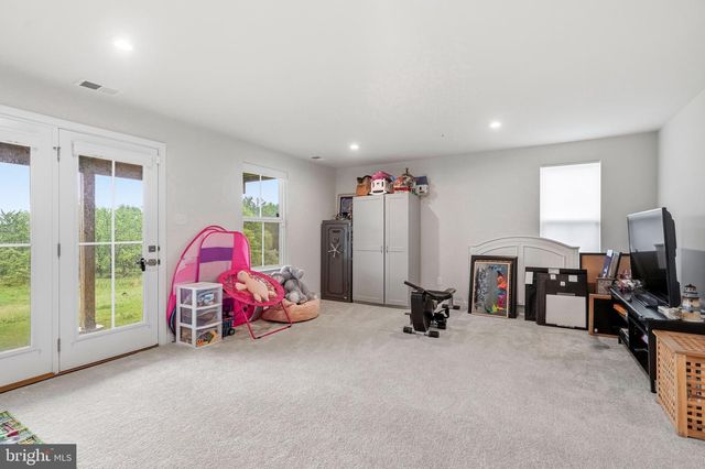153 GLORY MAPLE LN, Downingtown, PA 19335