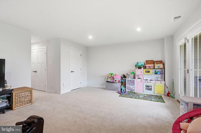 153 GLORY MAPLE LN, Downingtown, PA 19335