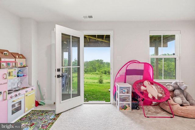 153 GLORY MAPLE LN, Downingtown, PA 19335