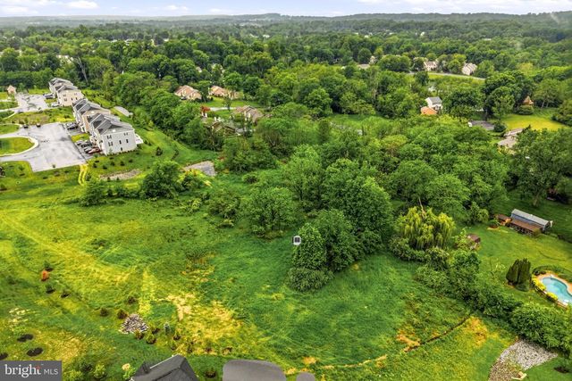 153 GLORY MAPLE LN, Downingtown, PA 19335