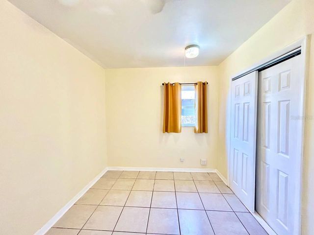 5209 10TH AVENUE S, Gulfport, FL 33707