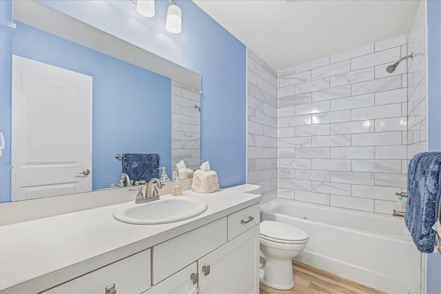 963 Dreamfield Drive, Byron Center, MI 49315