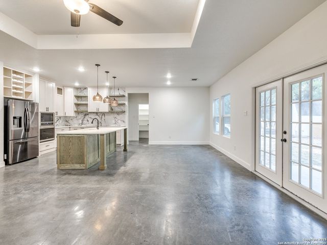 656 Fawn, Spring Branch, TX 78070