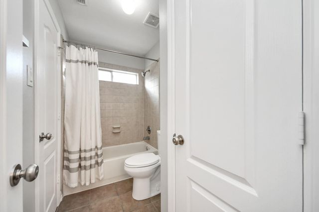 2815 Hidden Springs Circle, Manvel, TX 77578