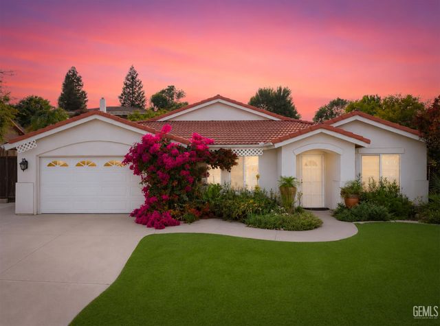 5710 Steelhead Drive, Bakersfield, CA 93306