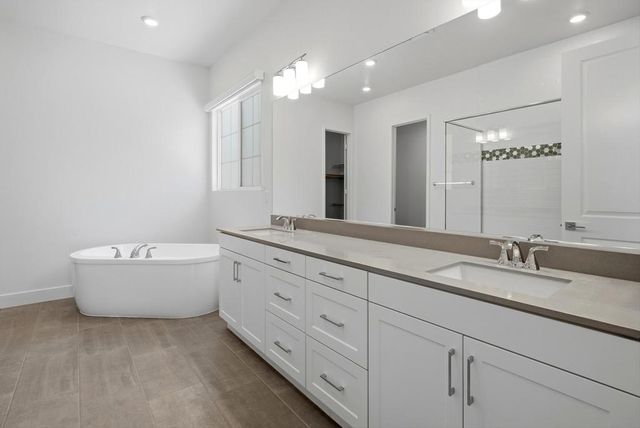 3443 Via Leonardo, Palm Desert, CA 92260