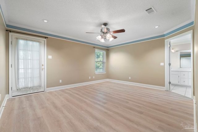 9965 Scenic Hwy, Pensacola, FL 32514