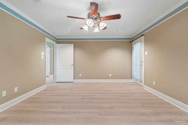 9965 Scenic Hwy, Pensacola, FL 32514