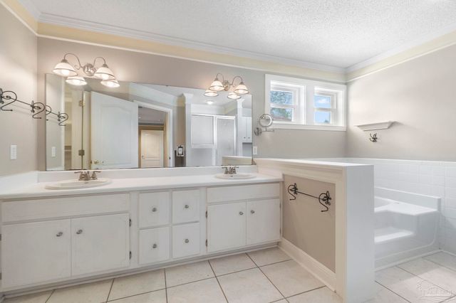 9965 Scenic Hwy, Pensacola, FL 32514