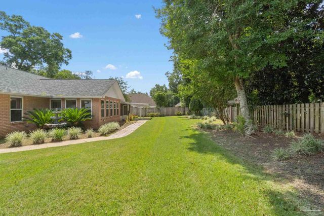 9965 Scenic Hwy, Pensacola, FL 32514