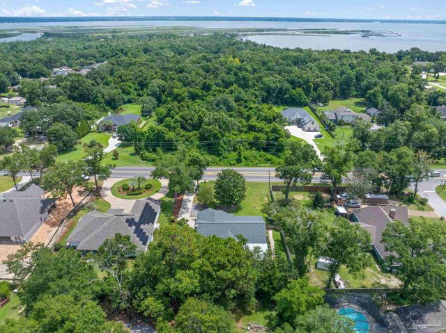9965 Scenic Hwy, Pensacola, FL 32514