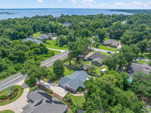 9965 Scenic Hwy, Pensacola, FL 32514