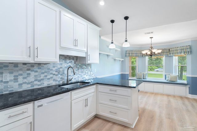 9965 Scenic Hwy, Pensacola, FL 32514