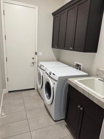 4234 Alamos Avenue, Clovis, CA 93619