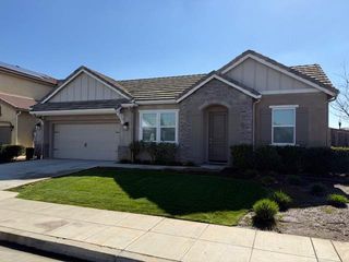 4234 Alamos Avenue, Clovis, CA 93619