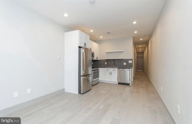 3339 RIDGE AVE, Philadelphia, PA 19132