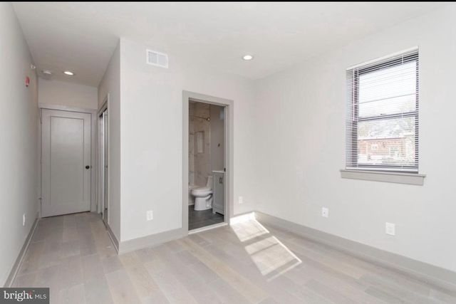 3339 RIDGE AVE, Philadelphia, PA 19132