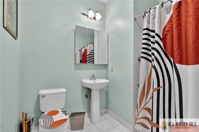 315 Regency Place 315, Woodbridge Proper, NJ 07095