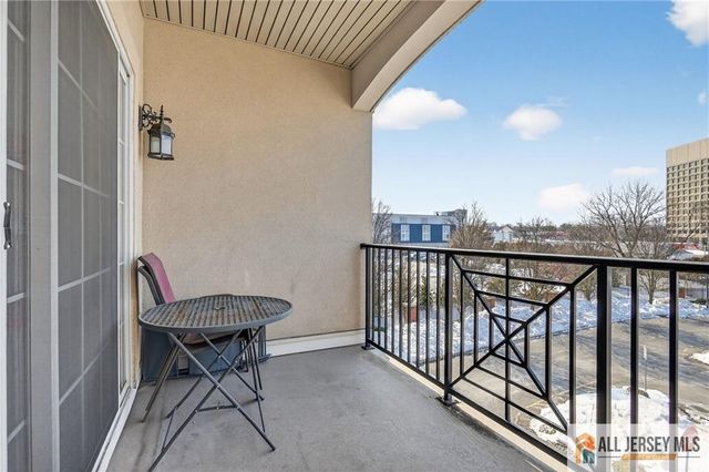 315 Regency Place 315, Woodbridge Proper, NJ 07095