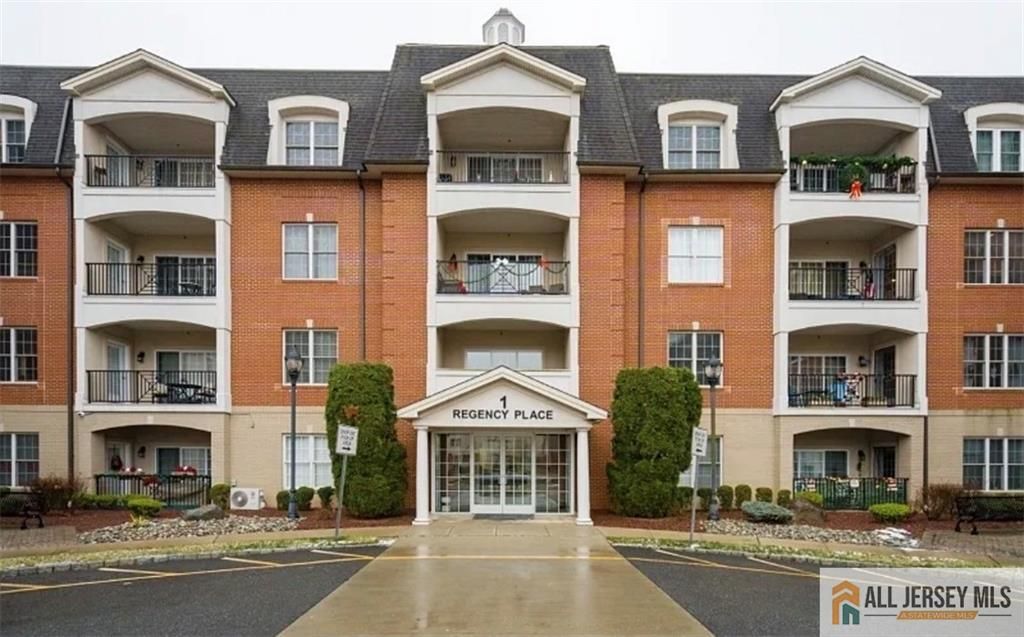 315 Regency Place 315, Woodbridge Proper, NJ 07095