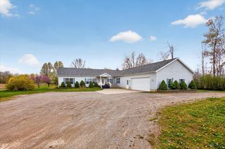 11087 Pierce Road, Freeland, MI 48623