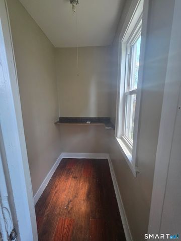 242 Enfield Street 1, Hartford, CT 06112