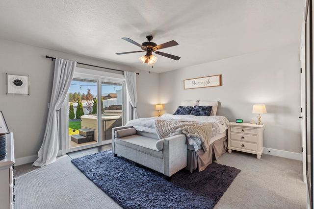 18105 E Selkirk Estates Rd, Greenacres, WA 99016