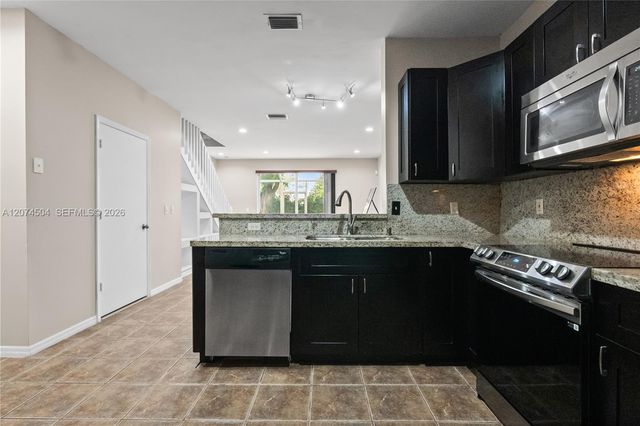 2082 Madeira Drive 2082, Weston, FL 33327