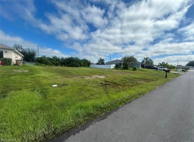 113 12th TER, Cape Coral, FL 33909