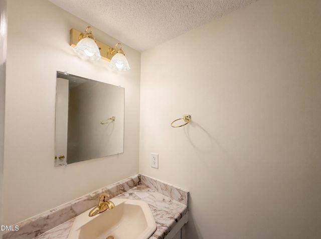 1220 Manassas Court Apt B, Raleigh, NC 27609