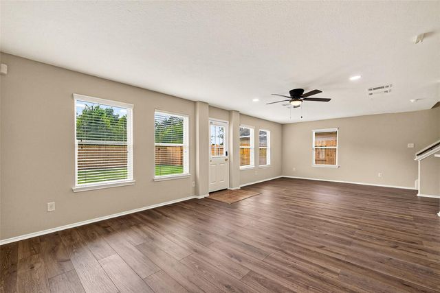 13822 Calm Wind Way Way, Houston, TX 77045