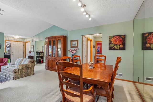 6200 Ep True Parkway 301, West Des Moines, IA 50266