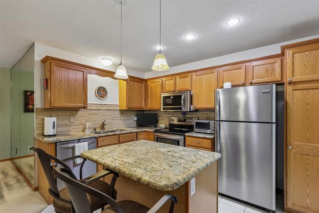 6200 Ep True Parkway 301, West Des Moines, IA 50266