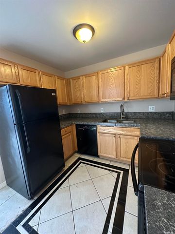 29728 Amy Lane, Chesterfield Twp, MI 48051