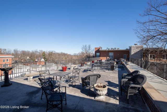 2011 Frankfort Ave 403, Louisville, KY 40206