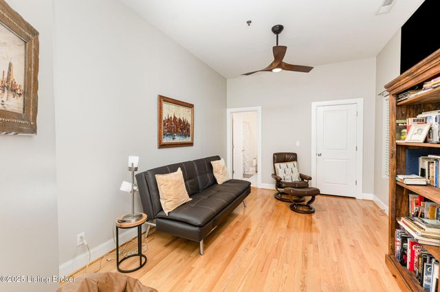 2011 Frankfort Ave 403, Louisville, KY 40206