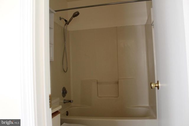 1316 DILLON CT, Capitol Heights, MD 20743