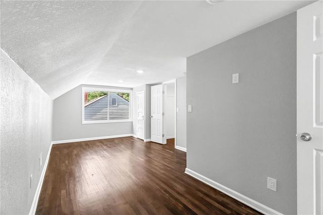 7130 the Paseo Boulevard, Kansas City, MO 64132