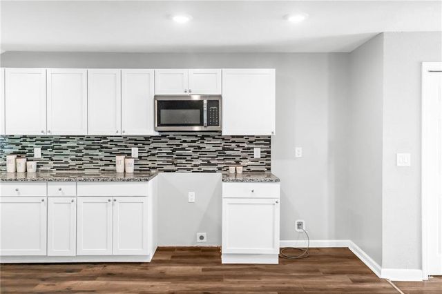 7130 the Paseo Boulevard, Kansas City, MO 64132