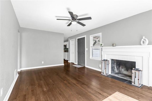 7130 the Paseo Boulevard, Kansas City, MO 64132