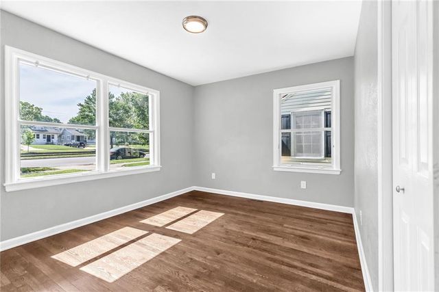 7130 the Paseo Boulevard, Kansas City, MO 64132
