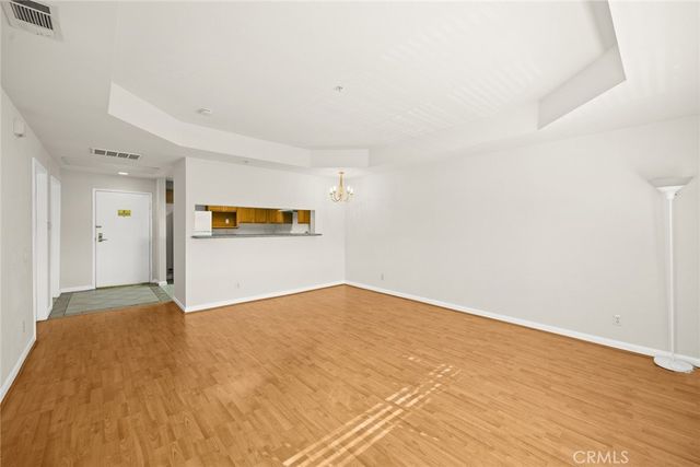 208 N Lincoln Avenue 303, Monterey Park, CA 91755
