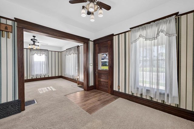 501 W Rollin Street, Edgerton, WI 53534