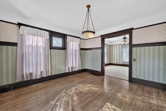 501 W Rollin Street, Edgerton, WI 53534