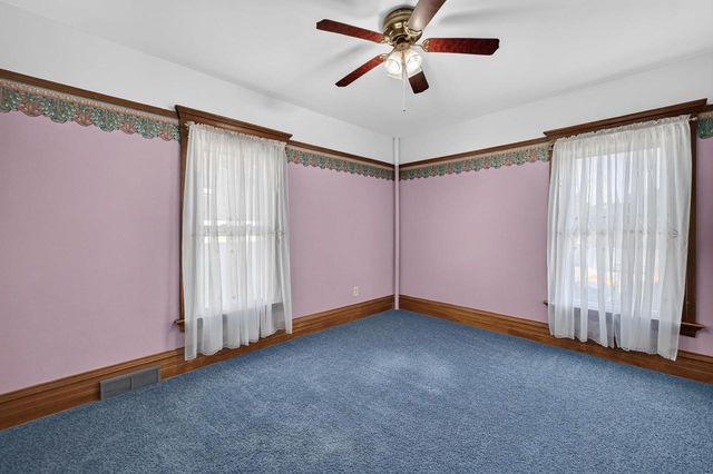 501 W Rollin Street, Edgerton, WI 53534