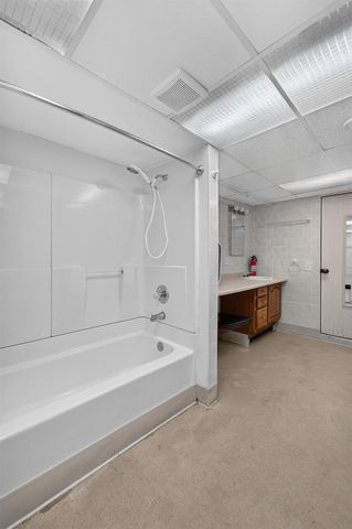 501 W Rollin Street, Edgerton, WI 53534