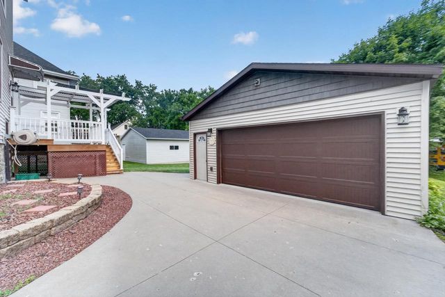501 W Rollin Street, Edgerton, WI 53534