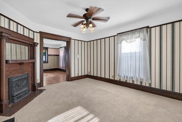 501 W Rollin Street, Edgerton, WI 53534